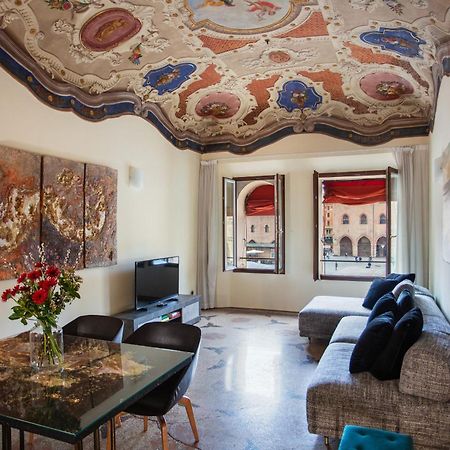 Urbanicooh Paracelso - Piazza Maggiore View Bologna Ngoại thất bức ảnh